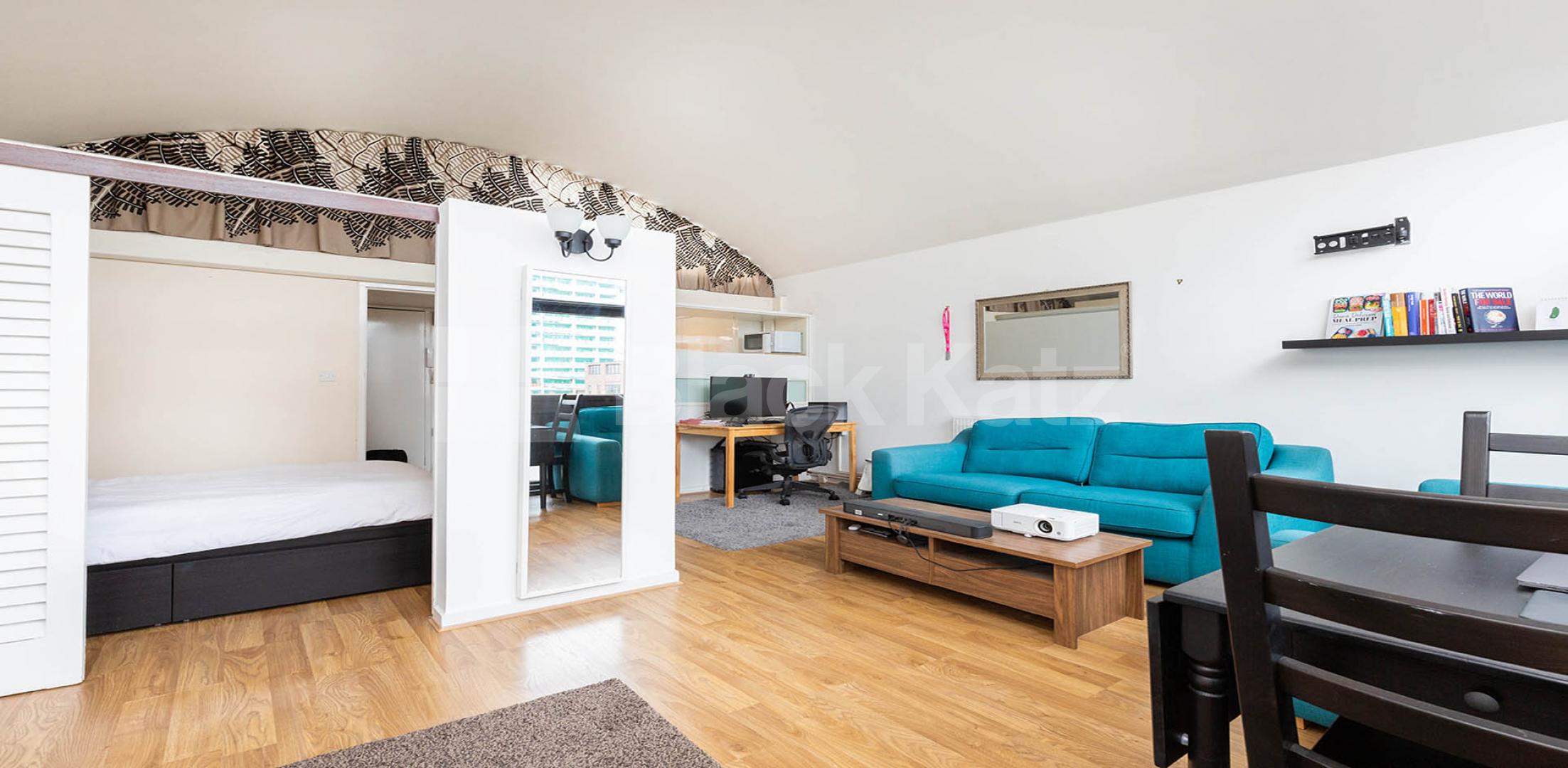 			Studio Apartment, 1 bath, 1 reception Apartment			 Golden Lane Estate , Barbican